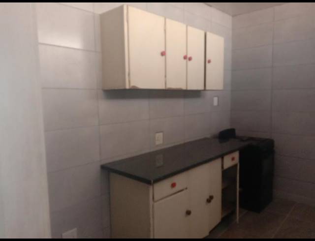 2 BEDROOM APARTMENT FOR SALE IN SUNNYSIDE